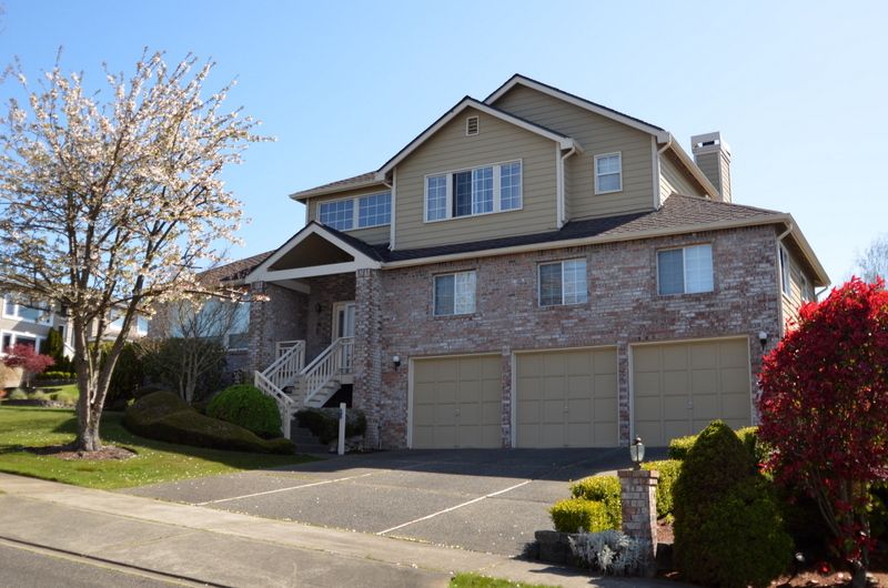 Tacoma Home, WA Real Estate Listing